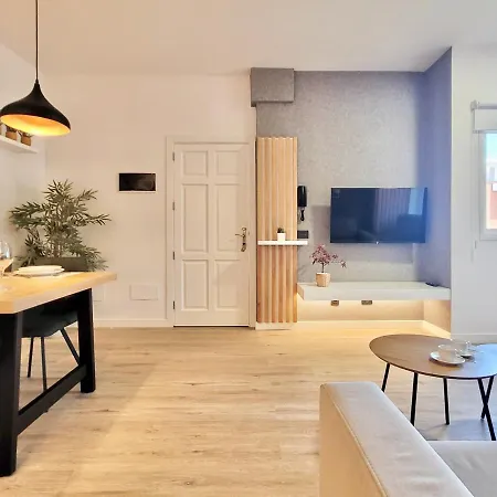 The Valley View Apartment