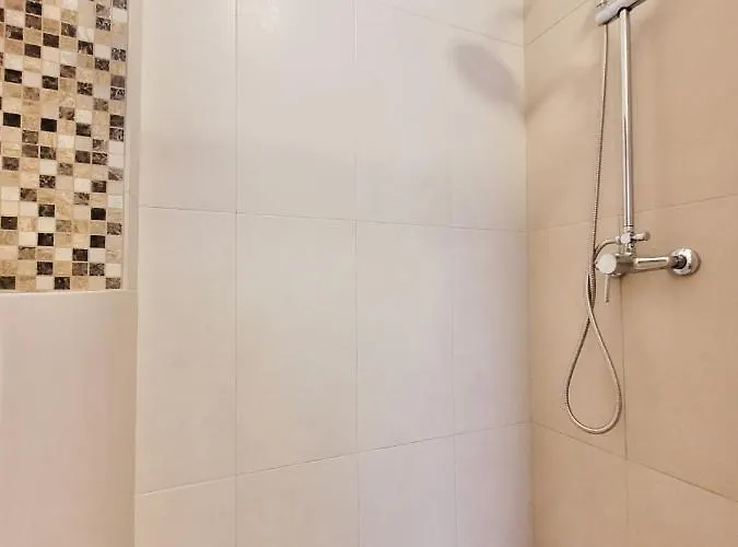 The Valley View Апартаменты